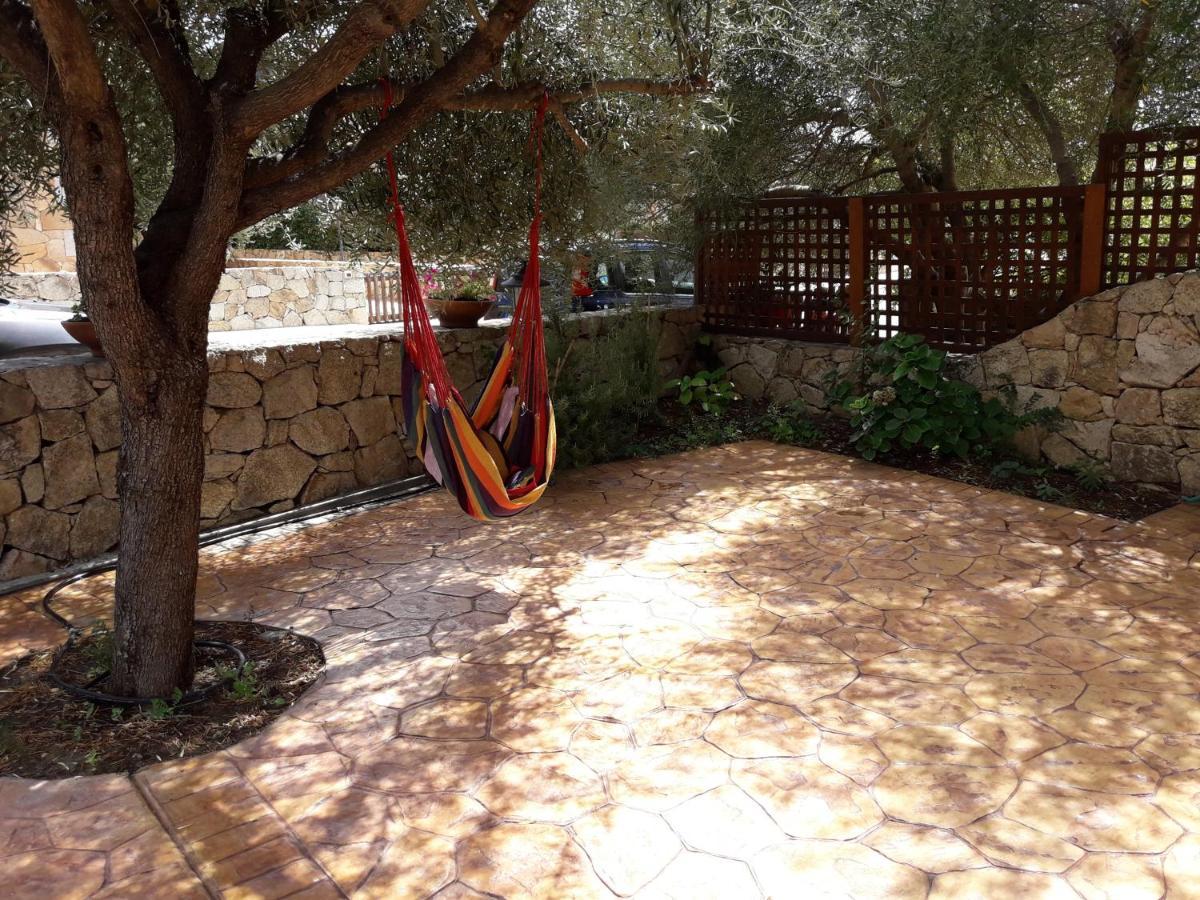 Affittacamere B&B Il Fiore بوسادا المظهر الخارجي الصورة